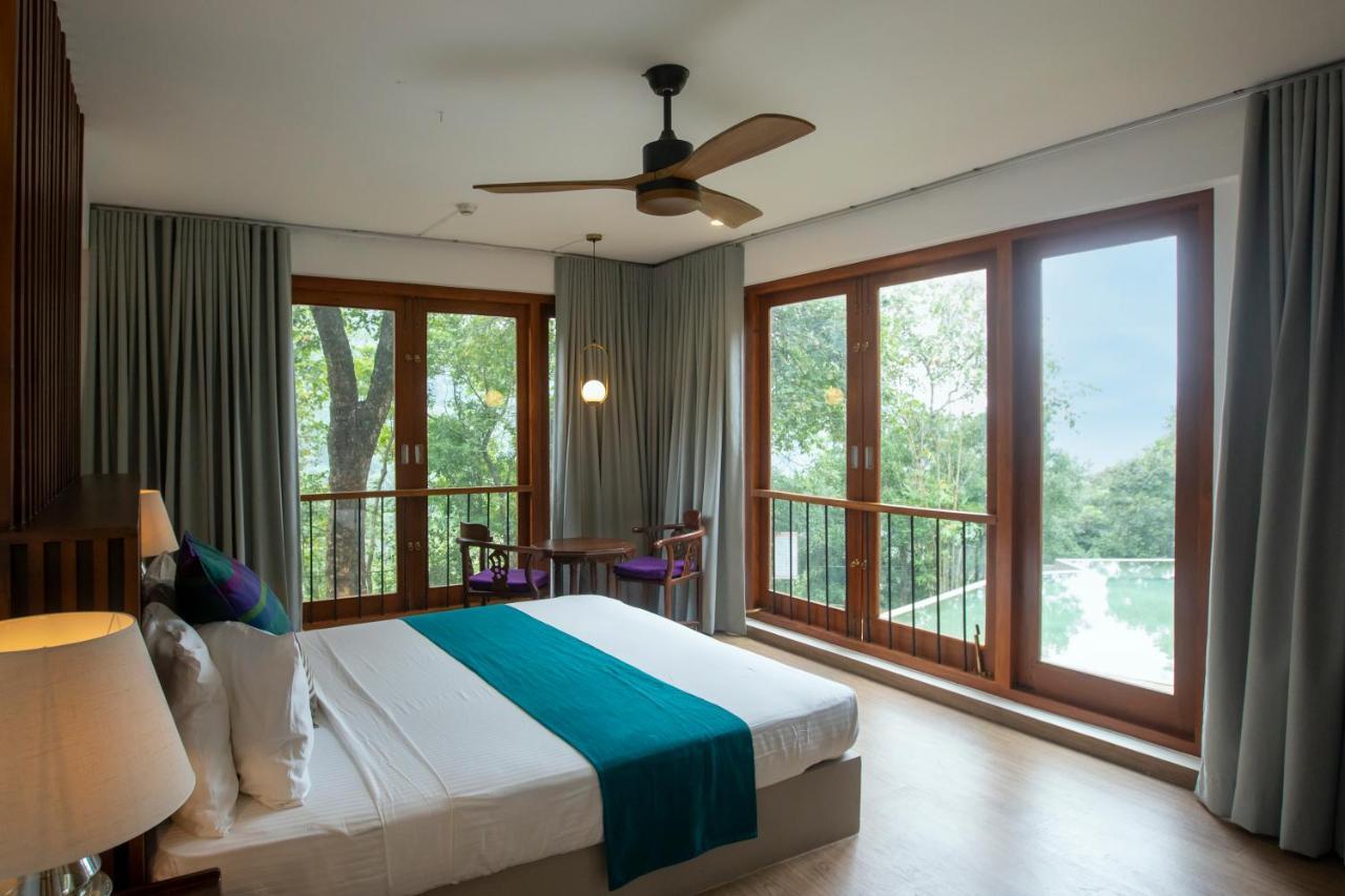Hotel Birds Park Polgahawela Wadakada Zewnętrze zdjęcie