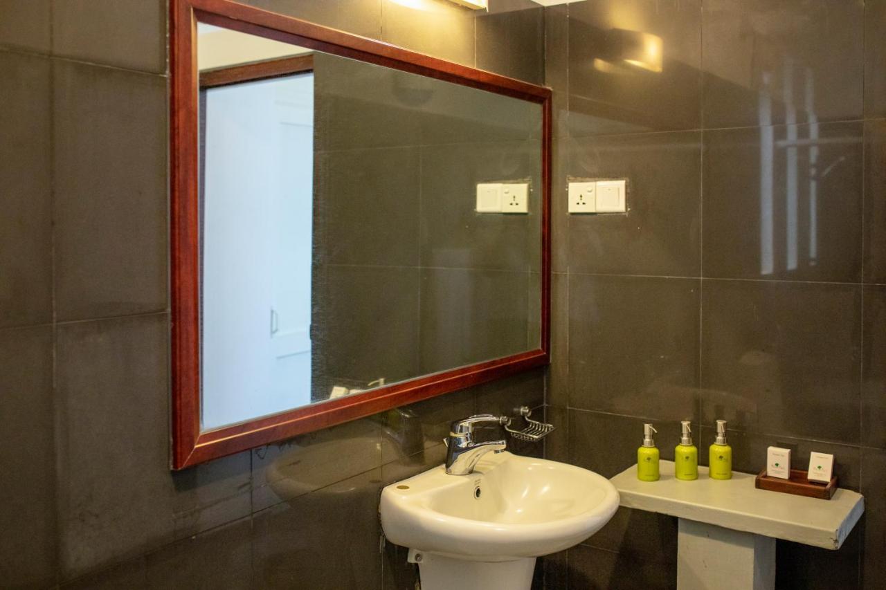 Hotel Birds Park Polgahawela Wadakada Zewnętrze zdjęcie